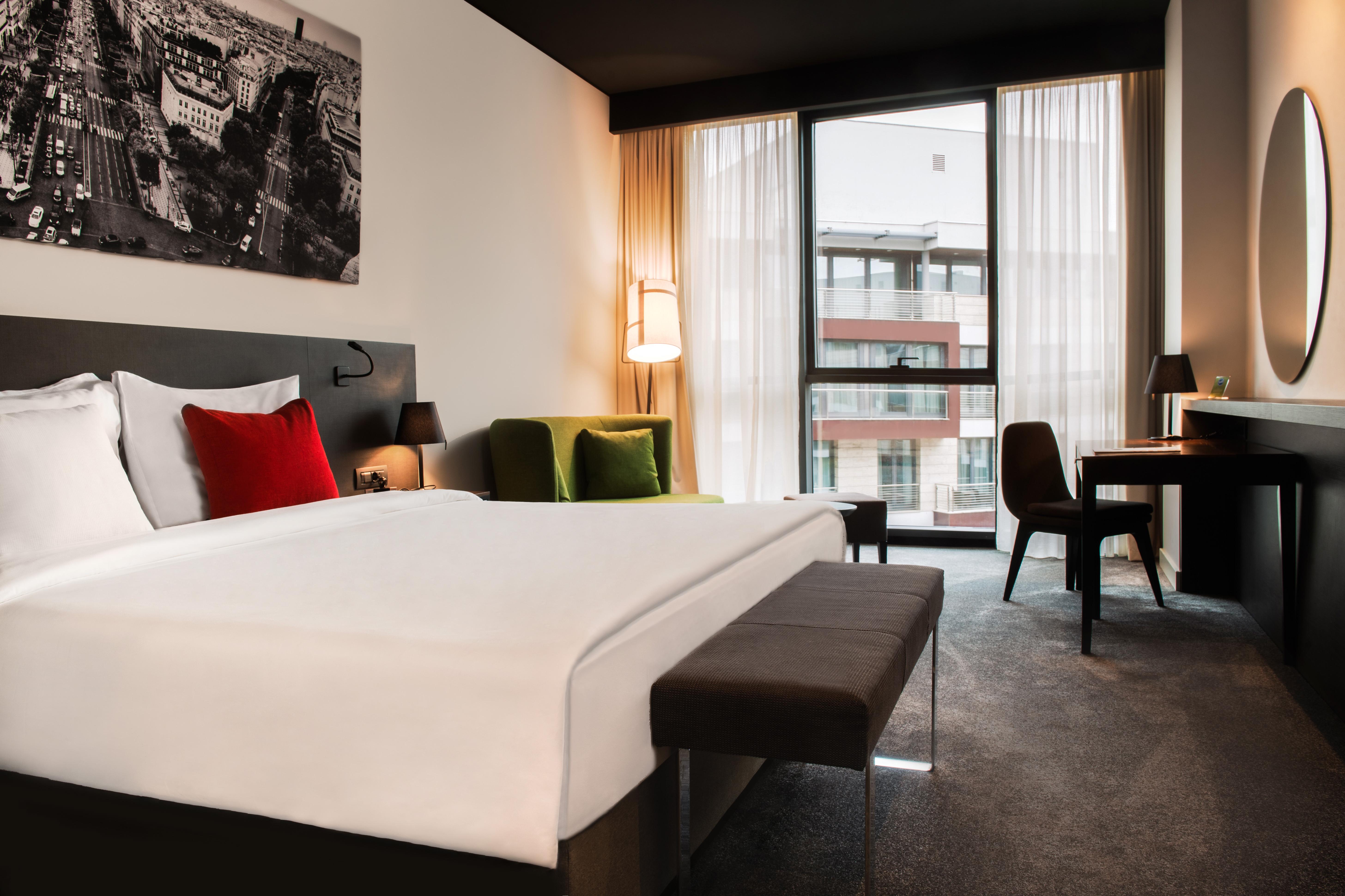 Crowne Plaza By Ihg