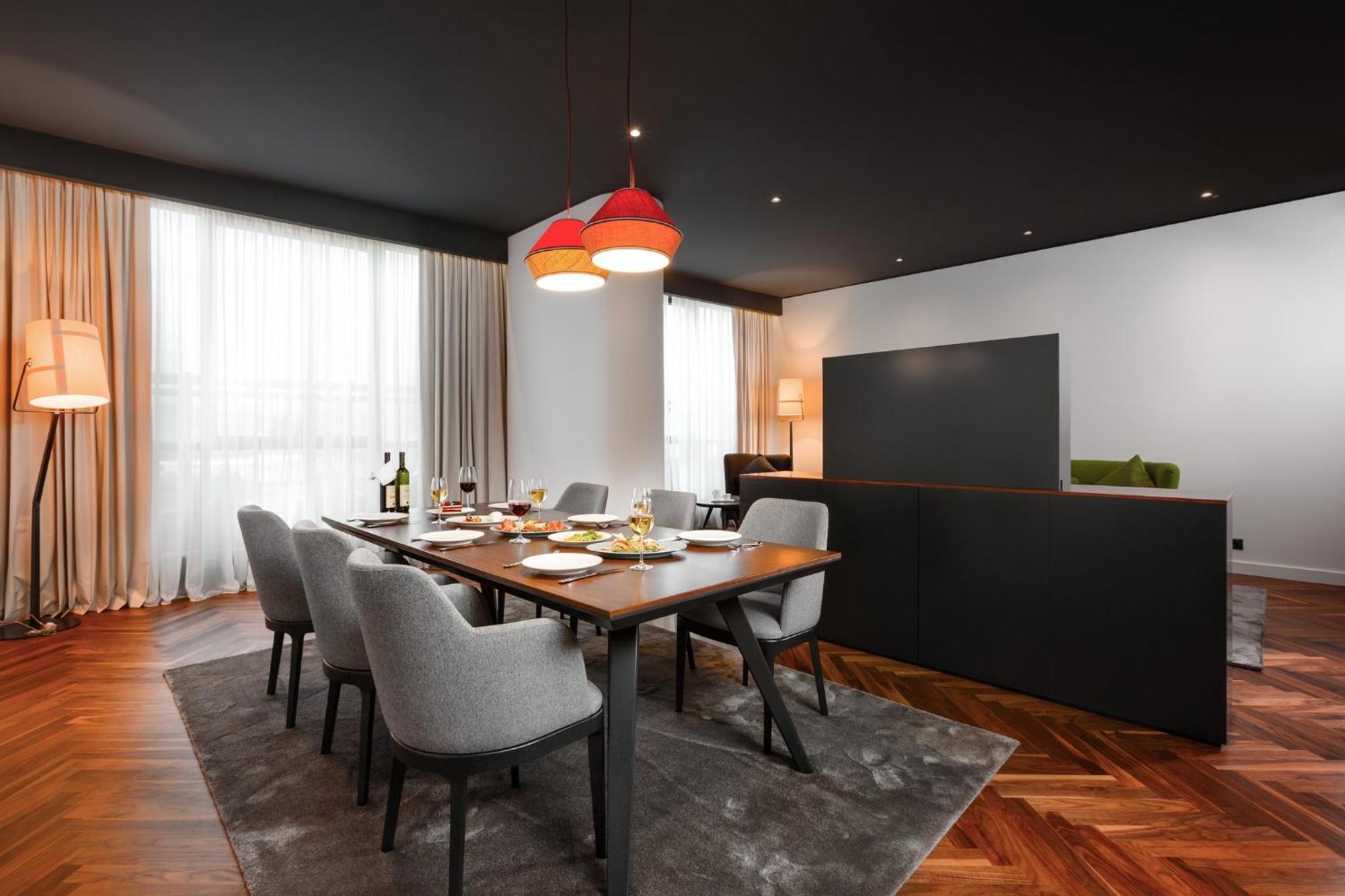 Crowne Plaza By Ihg 4* Подгорица
