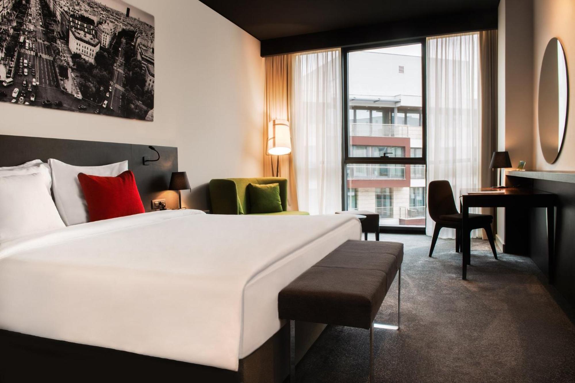 Crowne Plaza By Ihg 4* Подгорица