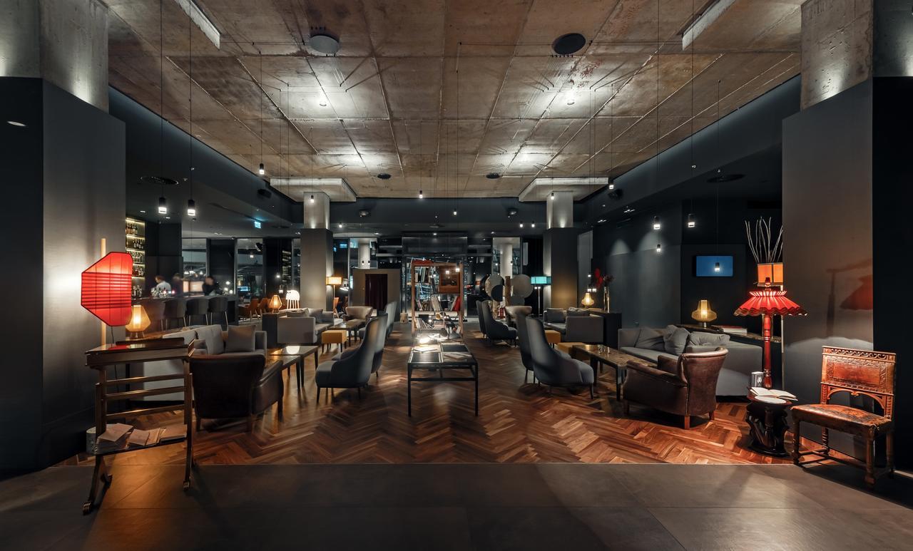Отель Crowne Plaza By Ihg Подгорица